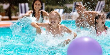 Las piscinas de las comunidades de vecinos están obligadas