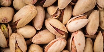 Este es el uso que le puedes dar a las cáscaras de tus pistachos