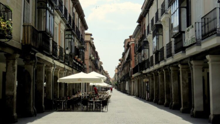 La calle porticada más larga de Europa está en esta ciudad española