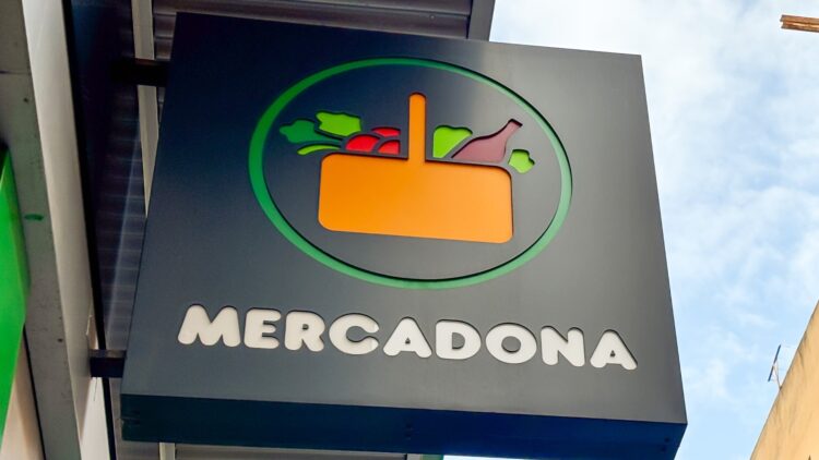 Adiós a McDonald's: Mercadona rompe el mercado con esta nueva hamburguesa que todos quieren probar 1 Mercadona rompe el mercado con esta nueva hamburguesa