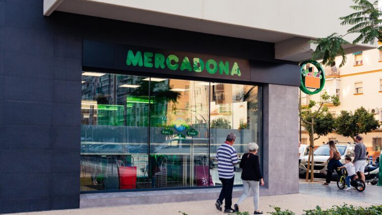 Mercadona lo vuelve a hacer: este producto es versátil y sano y completará tu dieta por menos de 2 euros 1 Mercadona lo vuelve a hacer: este producto es versátil y sano y completará tu dieta por menos de 2 euros.