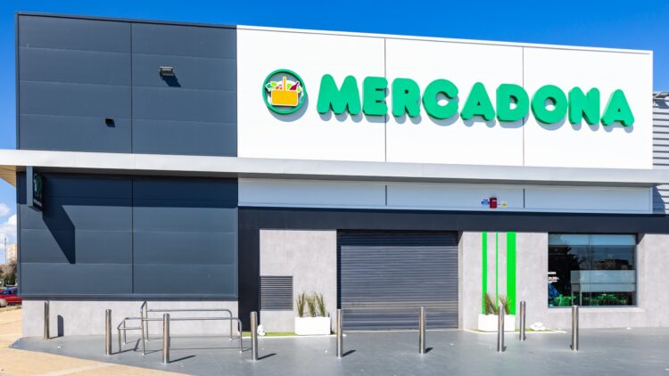 Mercadona lo vuelve a hacer: este dulce engancha al primer mordisco y está volando por menos de 2 euros