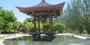 Este parque con bonsáis parece japonés pero es el secreto mejor guardado de Madrid