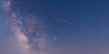 Perseidas 2025: esta es la mejor noche para disfrutar de las Lágrimas de San Lorenzo y así podrás hacerlo