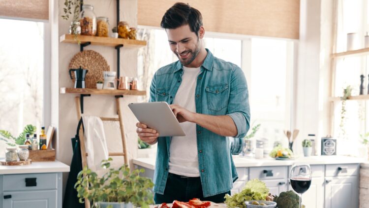Ni dietas milagro ni suplementos: la clave para adelgazar de este hombre fue empezar a cenar este plato típico español.