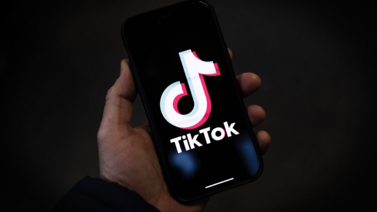 "Si tu hijo usa TikTok...": este consejo de un experto