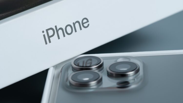 Es oficial: Apple redefine el iPhone con su nuevo modelo y esto es lo que lo diferencia de todos los anteriores 1 Es oficial: Apple redefine el iPhone con su nuevo modelo