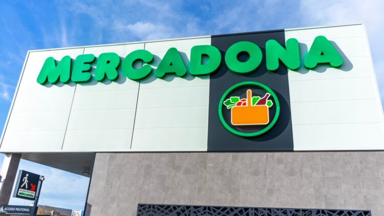 Mercadona lo vuelve a hacer: este producto es perfecto para los hombres de mediana edad y solo cuesta 5 euros 1 Mercadona lo vuelve a hacer: este producto es perfecto