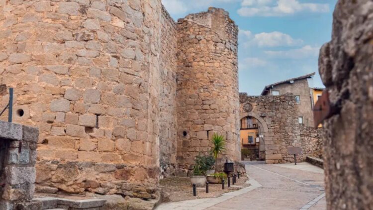 Este pueblo de Castilla y León parece sacado de la Edad Media