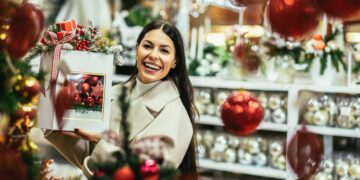 Economista te aconseja lo que hacer con tus compras navideñas