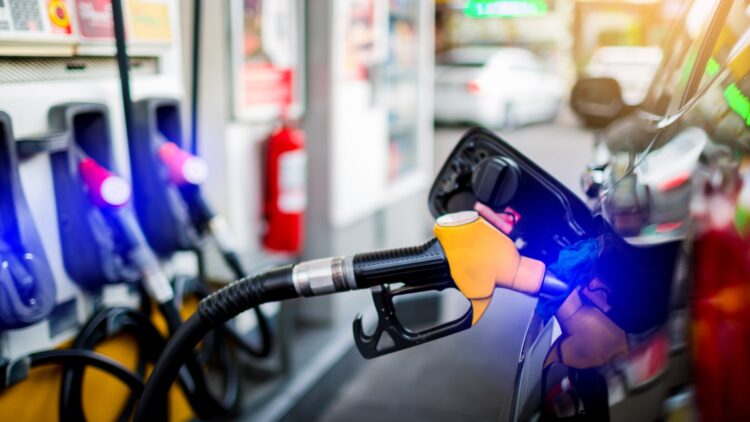 Es oficial: se avecina un fuerte golpe al transporte por carretera con la subida del combustible en España 1 La subida del combustible en España