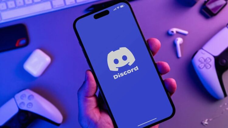 La alerta de una psicóloga: así expones la privacidad de tu hijo cuando permites que use Discord con sus amigos 1 Expones la privacidad de tu hijo cuando permites que use Discord