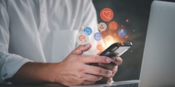 Adiós a las redes sociales: aunque las borres, tus datos siguen