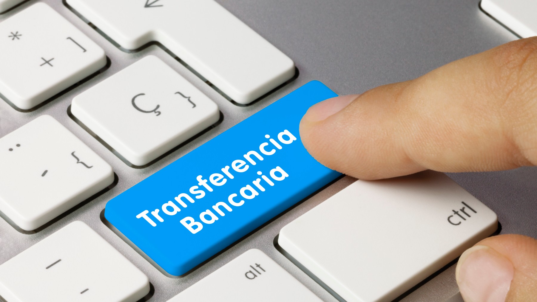 Confirmado: un cliente pierde 4.209 euros por escribir mal el IBAN y su banco le responde de una forma que nadie imaginaba