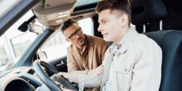 La Unión Europea permitirá la conducción desde los 17 años