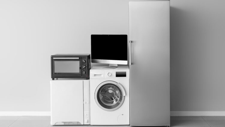 Los electrodomésticos que nunca deberías dejar enchufados