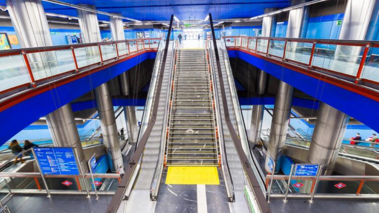 Isabel Díaz-Ayuso lo confirma: una nueva estación de metro cambiará la movilidad de Madrid y esta es la zona en la que se ubicará.