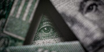 The theory of the mysterious eye symbol and the pyramid on the dollar bill has an explanation