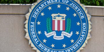 FBI urges Apple and Android users to stop sending SMS