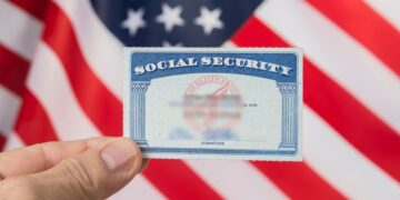 Changes in 2025 - Discover the new Social Security taxable earnings limit and how it will affect your pocketbook.