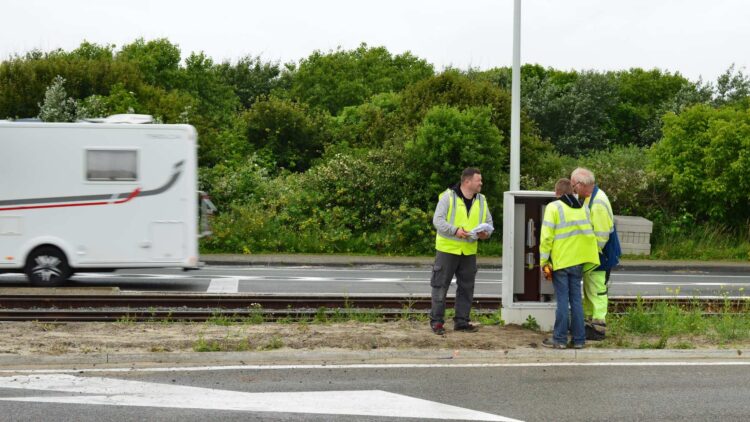 Move Over Law in Texas: avoid fines of up to $4,000 1 Confirmed by DPS - this is the new Texas law that fines $4000 to those who violate it