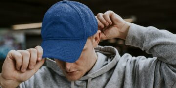 A psychologist confesses - here's what it means to wear a cap every day