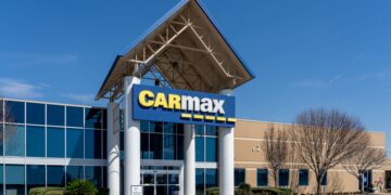 CarMax offered $33,000 for her Lexus - but what this woman discovers changes everything