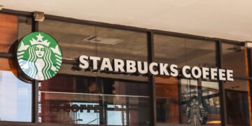 Starbucks' controversial decision - you will no longer be able to enjoy its open doors as you once did