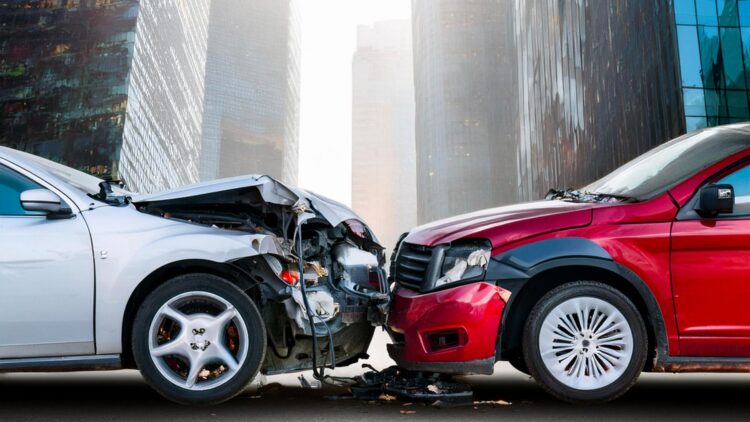 DMV warns all drivers — beware of this trendy behavior in the US — they crash your car to collect on your insurance 1 DMV warns all drivers — beware of this trendy behavior in the US — they crash your car to collect on your insurance