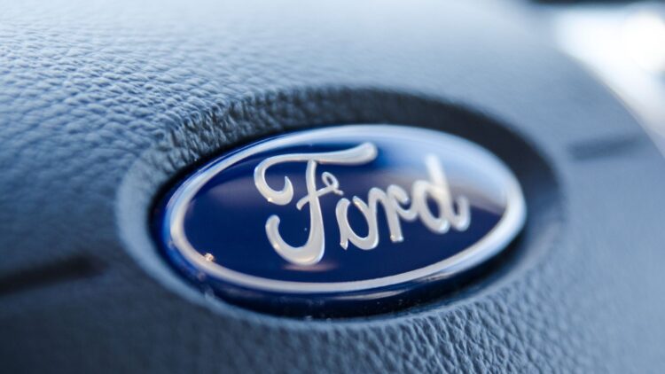 Confirmed - Ford will give $2000 cash to anyone who buys or leases one of their cars - these are the models that will benefit