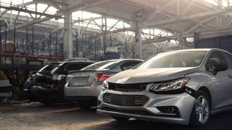 Ford Explorer and Dodge Charger for less than $3000 — this is why they sell so cheap in New York 1 Ford Explorer and Dodge Charger for less than $3000 — this is why they sell so cheap in New York