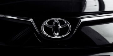 Total change in the automotive industry forever - Toyota abandons EVs and takes a step forward with this new engine - no one expected it