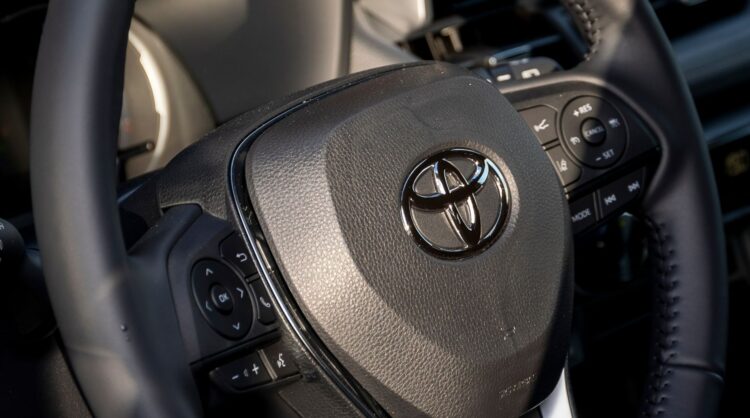 Mega recall in the U.S. is official. - Toyota confirms free ECU software update for cameras not displaying image when reverse gear is engaged