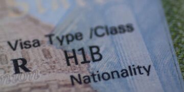 Confirmed - last chance to apply for the H-1B visa - meet all the requirements