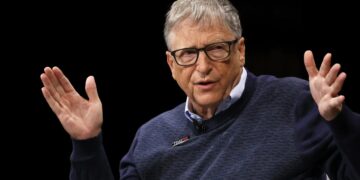 Goodbye Humans - Bill Gates predicts a world dominated by artificial intelligence by that date