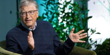 Farewell to Humanity - Bill Gates confirms that advanced AI could decide to eliminate humanity if this is not done as soon as possible