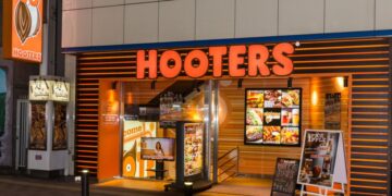 Saying goodbye to a popular restaurant chain in the US - Hooters closes a large number of restaurants due to bankruptcy