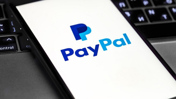 Say goodbye to traditional payment methods - PayPal is revolutionizing e-commerce with its new payment method and transforming online shopping forever