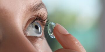 Smart contact lenses developed that allow you to see in the dark as if you had superpowers - Here's how these futuristic contact lenses work