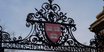 Farewell to Harvard University in the US - Trump's Secretary of Homeland Security destroys its prestige by confirming that it promotes violence and anti-Semitism