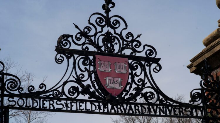 Farewell to Harvard University in the US - Trump's Secretary of Homeland Security destroys its prestige by confirming that it promotes violence and anti-Semitism