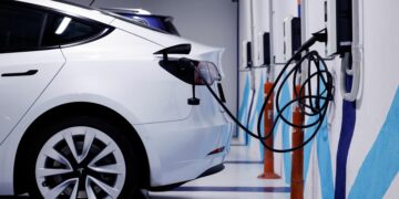 Confirmed by the Department for Transport - the UK government presents its plan to promote electric cars with subsidies and a specific tax that will change the market