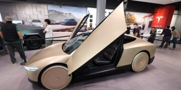 Elon Musk confirms it—he admits to being paranoid about a technological problem that could affect the entire industry and the safety of millions of users