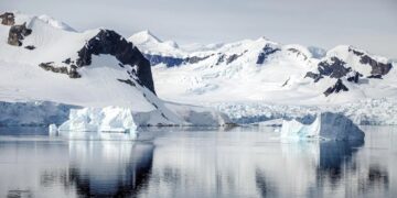 Confirmed - an Antarctic glacier, Kohler East, is stealing ice from its neighbor and science is calling it “ice piracy” - a phenomenon never before seen so fast