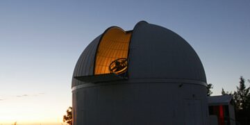 Neither planet nor asteroid - mysterious object moving 2 billion km from the Sun detected and its origin still baffles astronomers