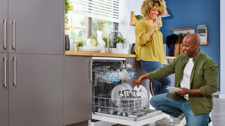 The “dishwasher” rule - emotionally intelligent people apply this rule to strengthen relationships and become memorable leaders