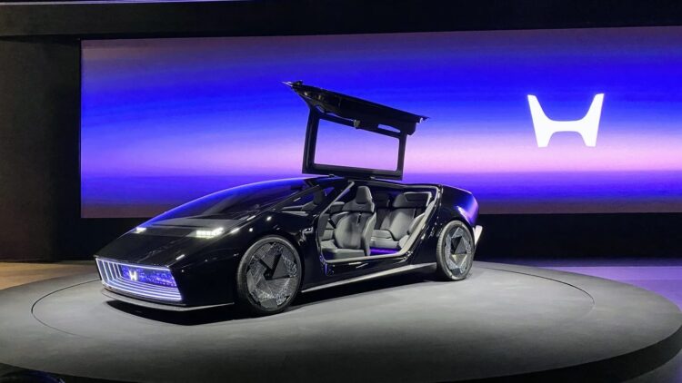 Confirmed - Japan unveils new futuristic supercar with artificial intelligence and sci-fi movie-worthy design