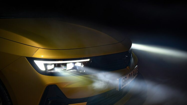 Confirmed - a US state has passed a new law banning this type of headlight, and drivers will have to replace them or face fines - it will come into effect in a matter of days 1 Confirmed - a US state has passed a new law banning this type of headlight, and drivers will have to replace them or face fines - it will come into effect in a matter of days