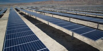 No oil, no gas - This U.S. state covers itself with thousands of solar panels and bets everything on the sun - 750,000 solar panels