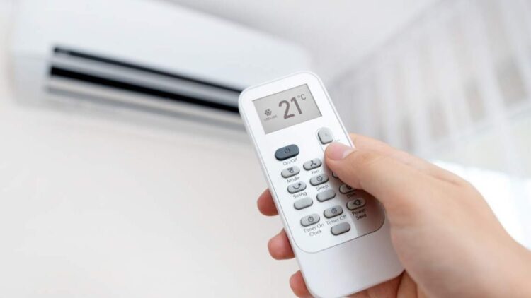 Neither turning it off nor turning it down to 22° - here's what you need to know if you want to save on your electricity bill by using air conditioning 1 Neither turning it off nor turning it down to 22° - here's what you need to know if you want to save on your electricity bill by using air conditioning